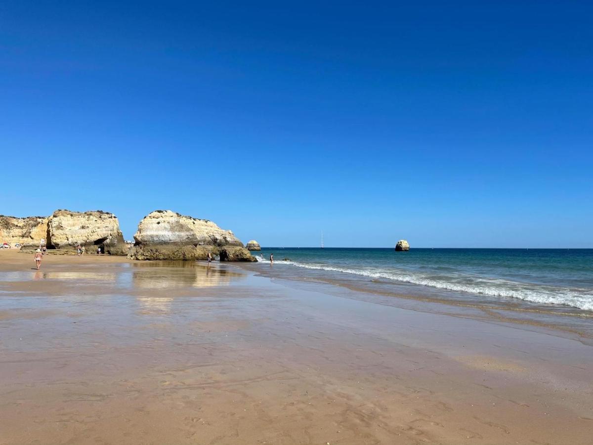 Apartamento Elegante Com Garagem E Piscina Na Praia Da Rocha Портіман Екстер'єр фото