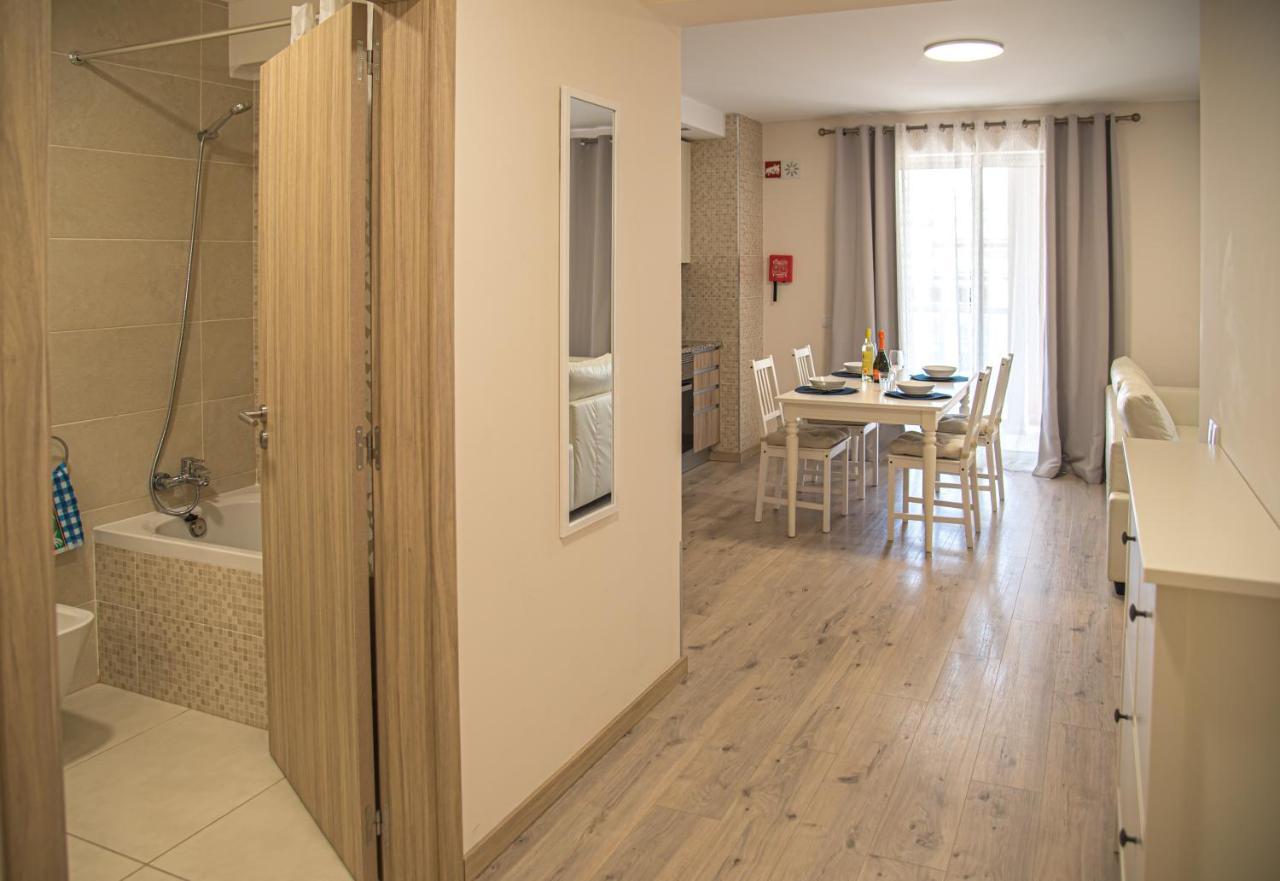 Apartamento Elegante Com Garagem E Piscina Na Praia Da Rocha Портіман Екстер'єр фото